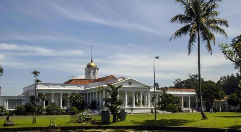 D'Anaya Hotel Bogor Exteriör bild